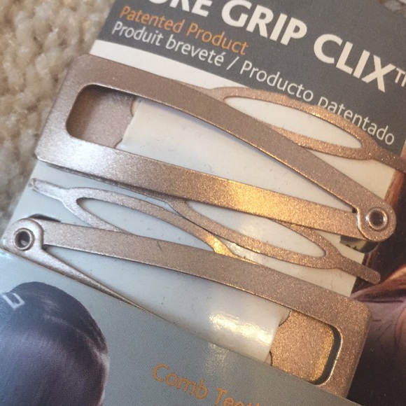 Bundle of hair accessories - Picture 6 of 10